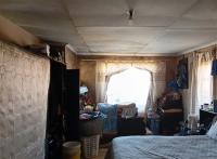 Main Bedroom of property in Mohlakeng