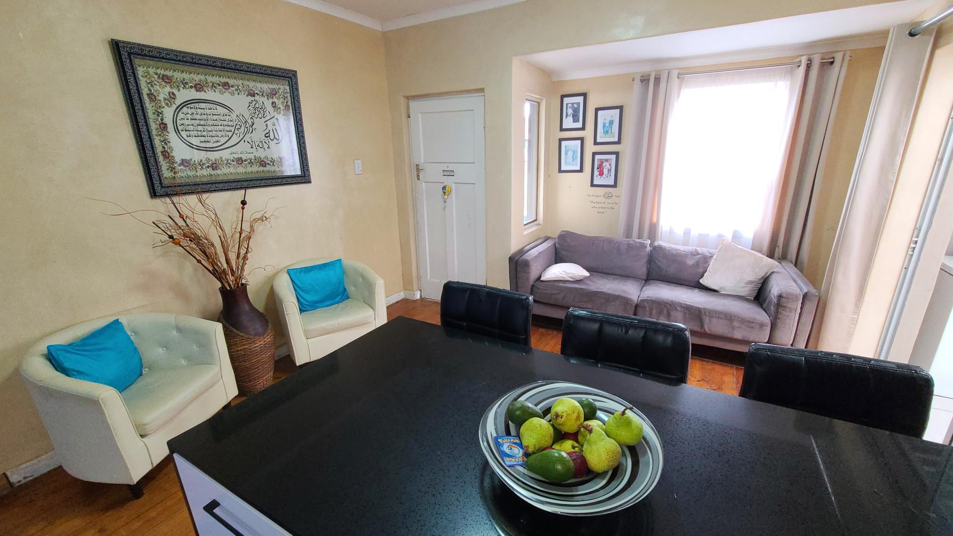 Lounges of property in Ruyterwacht