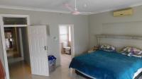 Main Bedroom - 26 square meters of property in Scottburgh South