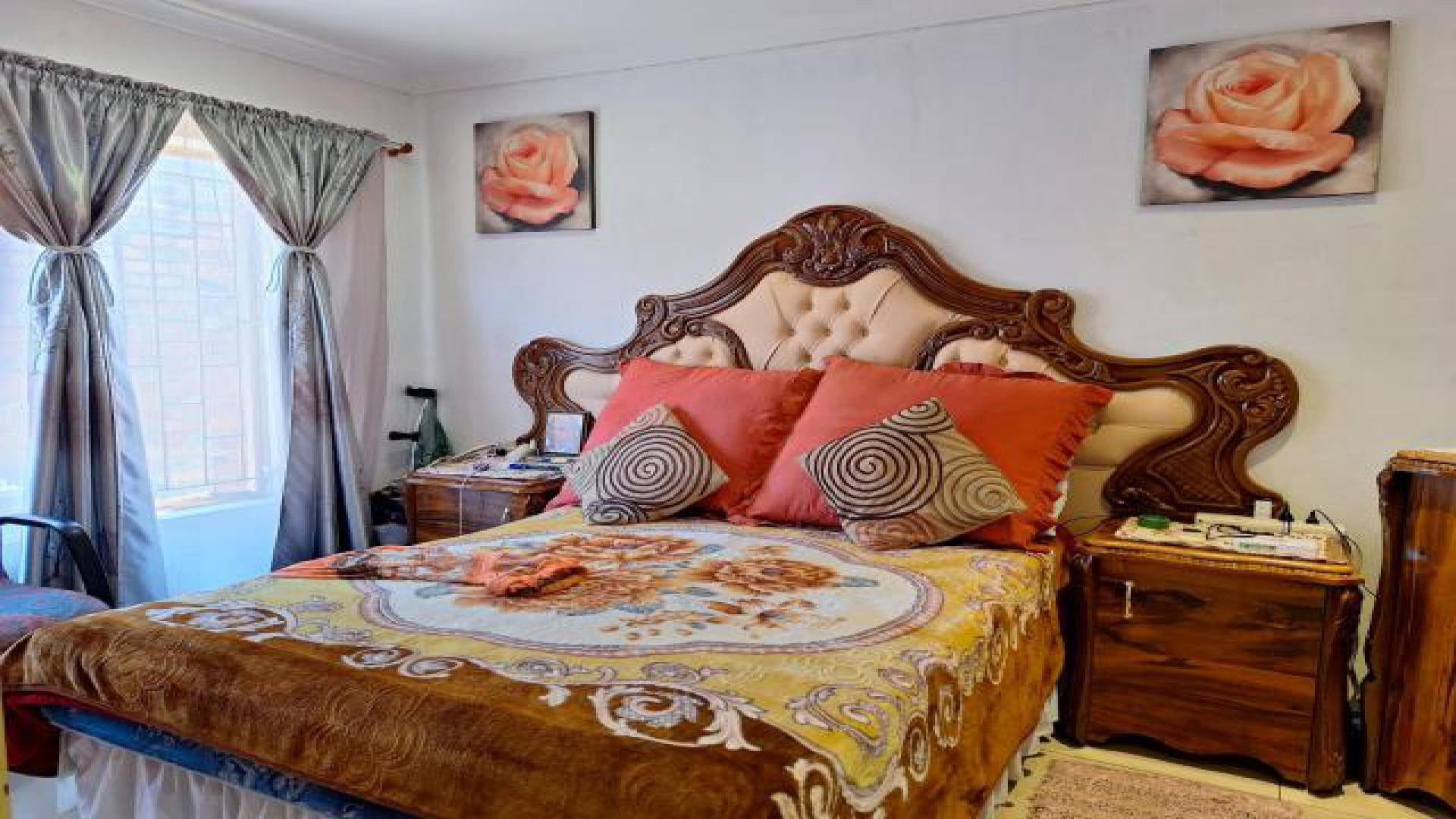 Bed Room 1 of property in Eersterust