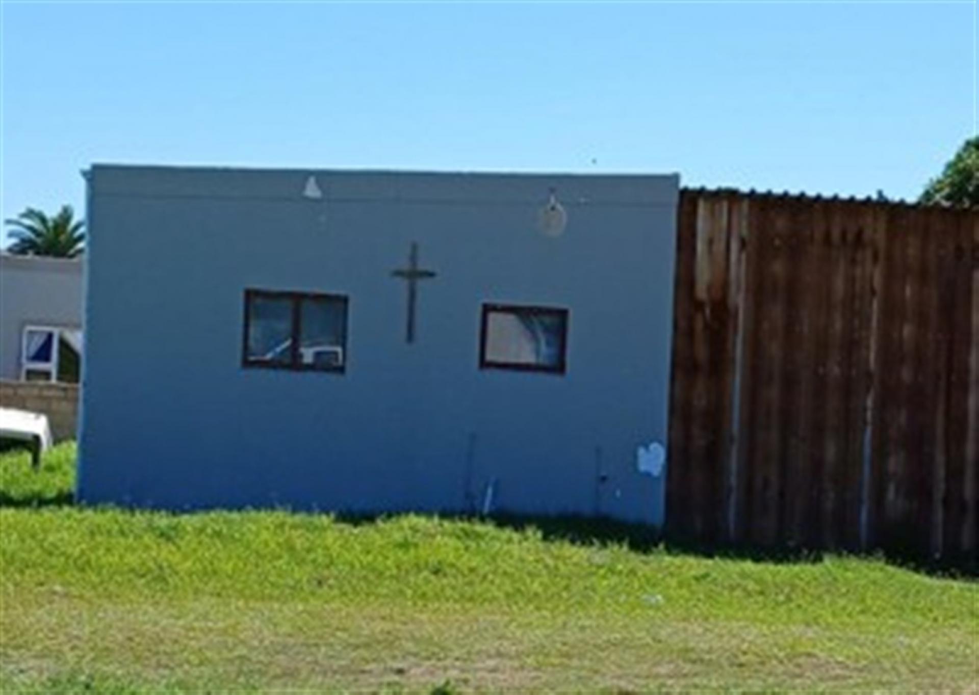 Front View of property in Hawston