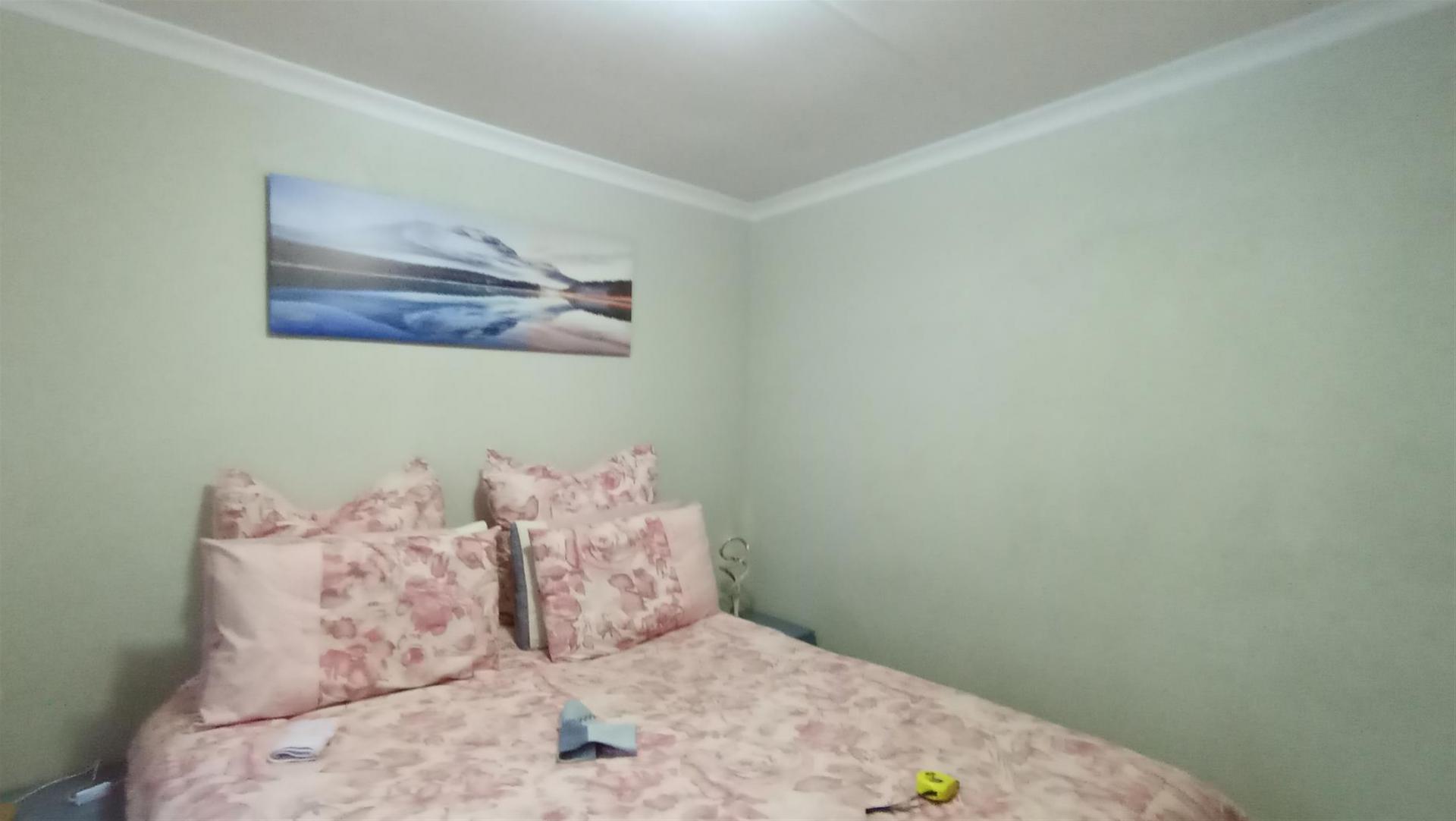 Bed Room 2 - 11 square meters of property in Albertsdal