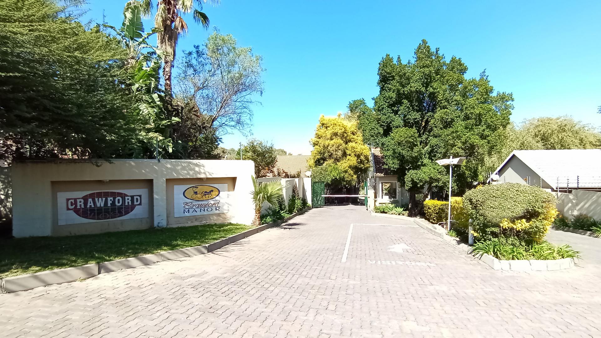Front View of property in Douglasdale