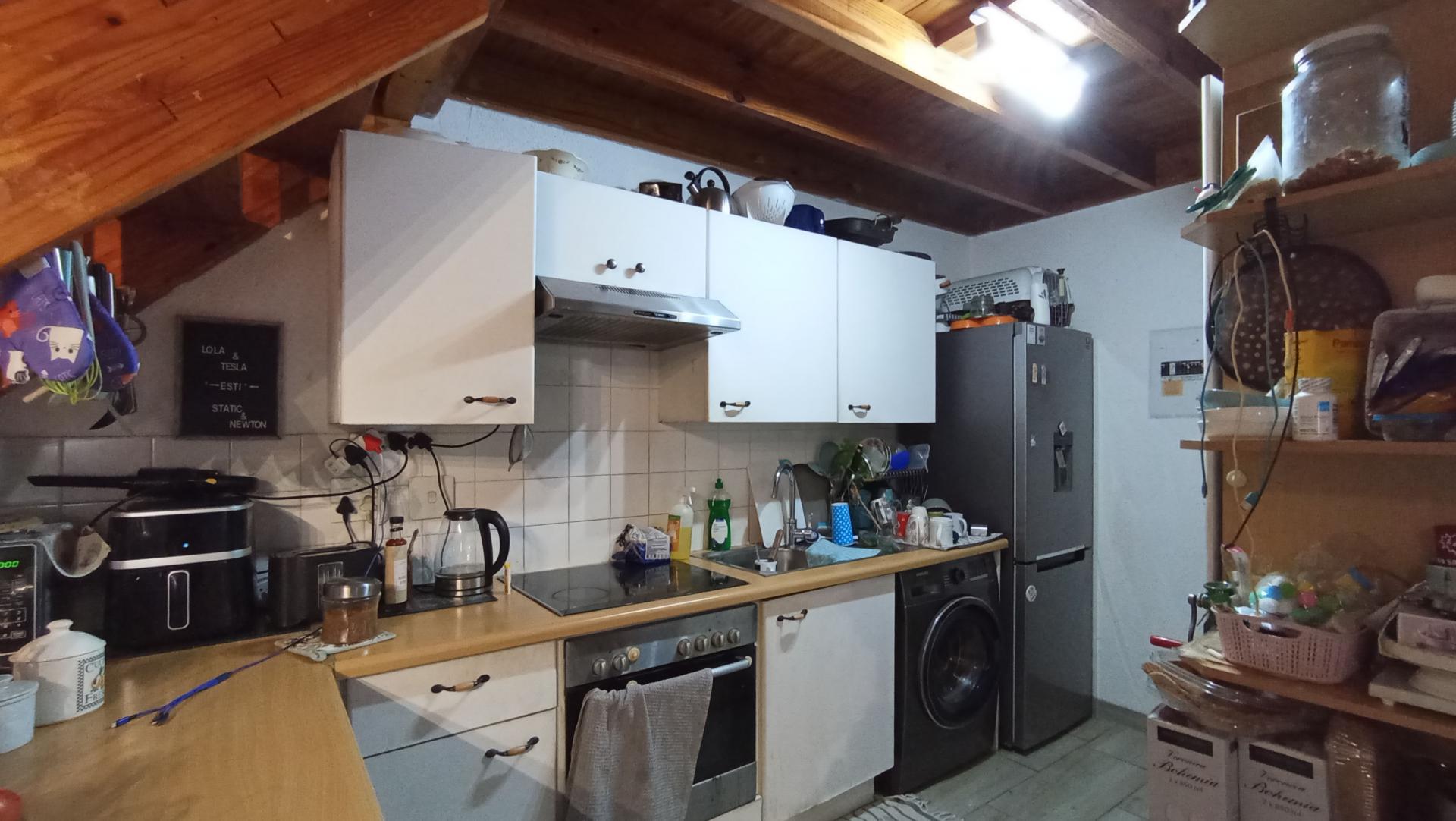 Kitchen - 9 square meters of property in Douglasdale