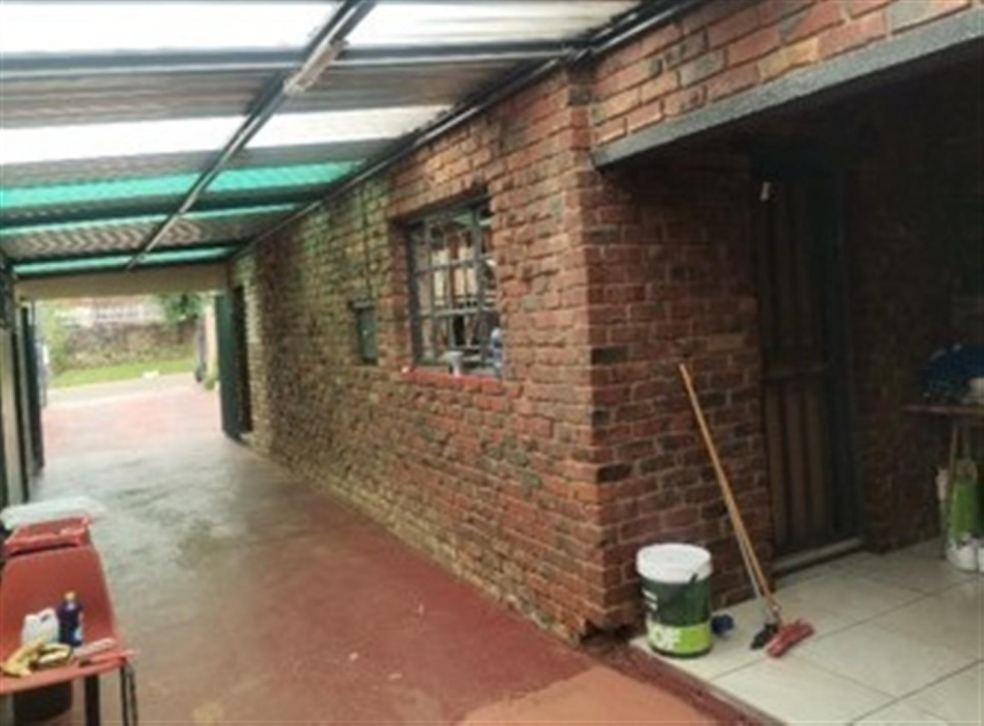 Front View of property in Eersterust
