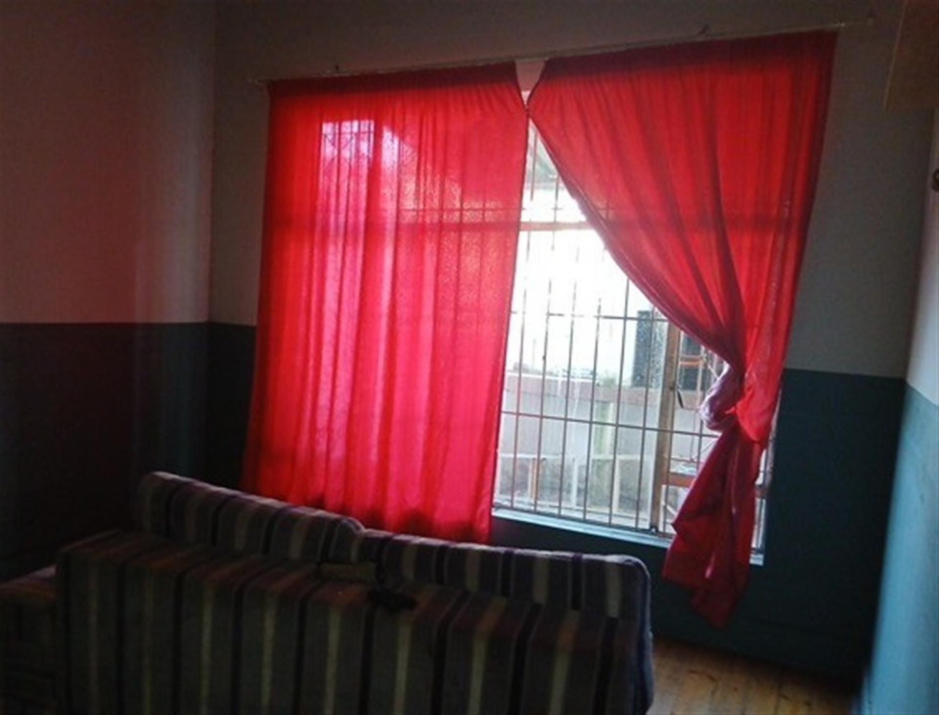 Spaces of property in Rosettenville