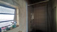 Bathroom 2 - 3 square meters of property in Klopperpark