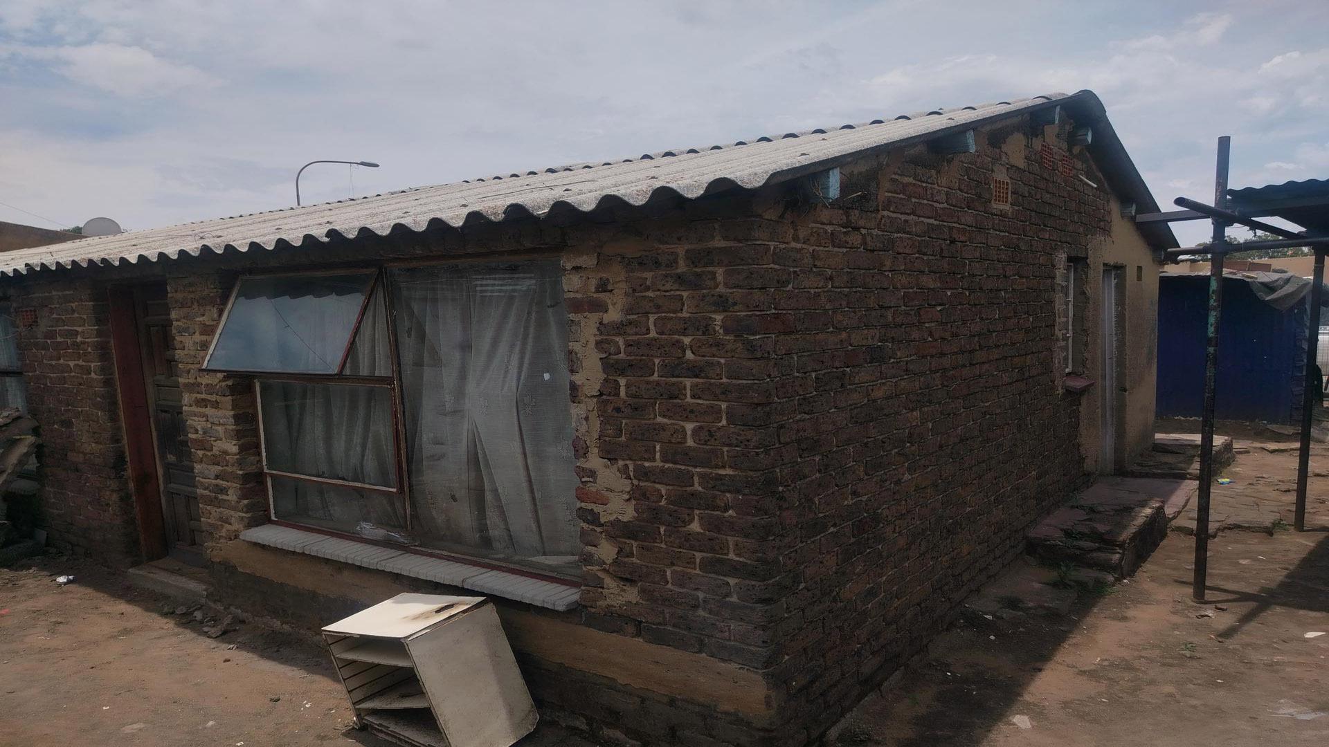 Backyard of property in Meadowlands