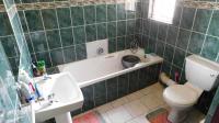 Bathroom 1 - 6 square meters of property in Warner Beach