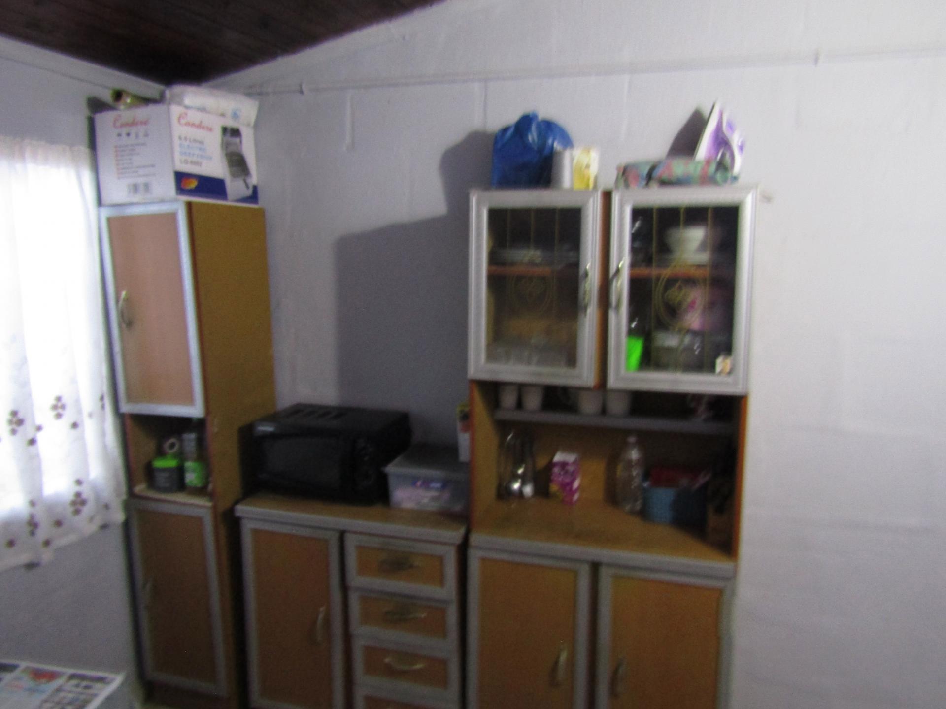 Kitchen of property in Northdale (PMB)