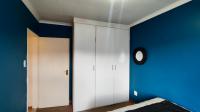 Bed Room 2 - 13 square meters of property in Van Dykpark