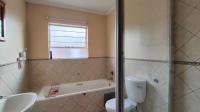 Bathroom 1 of property in Van Dykpark