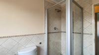 Bathroom 1 of property in Van Dykpark