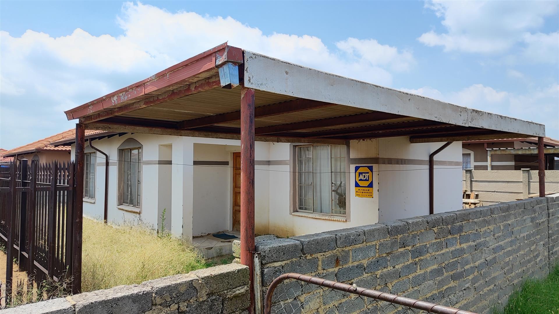 Front View of property in Vanderbijlpark