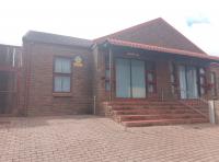 Front View of property in Vredenburg