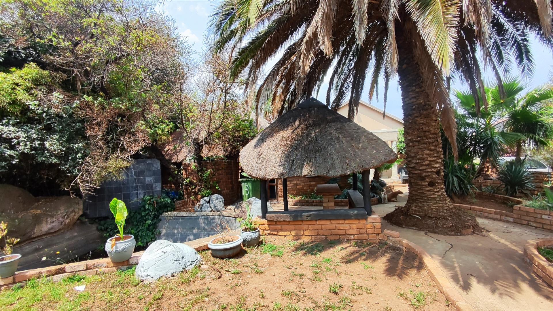 Front View of property in Mayberry Park