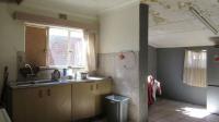 Kitchen - 28 square meters of property in Witpoortjie