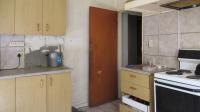 Kitchen - 28 square meters of property in Witpoortjie