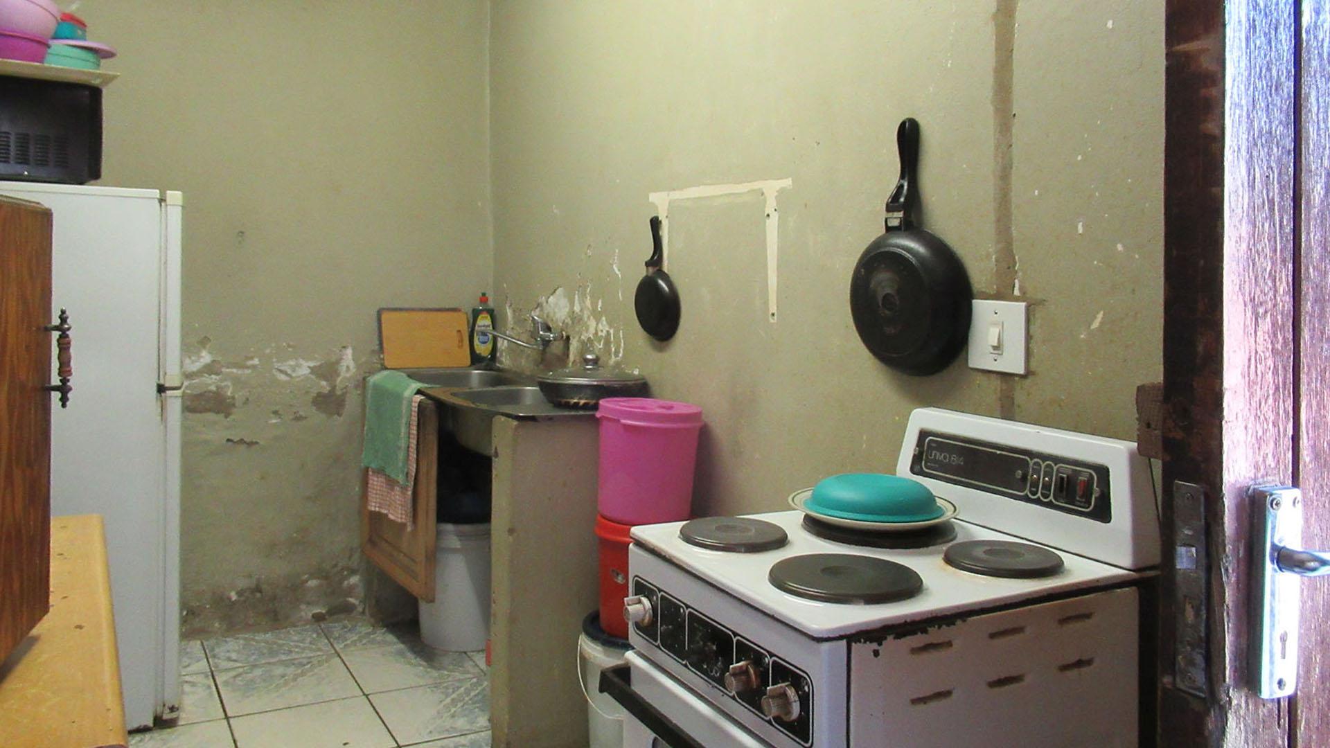 Kitchen - 12 square meters of property in Ennerdale