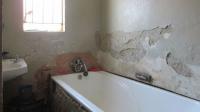 Main Bathroom of property in Ennerdale