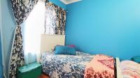 Bed Room 1 - 11 square meters of property in Kraaifontein