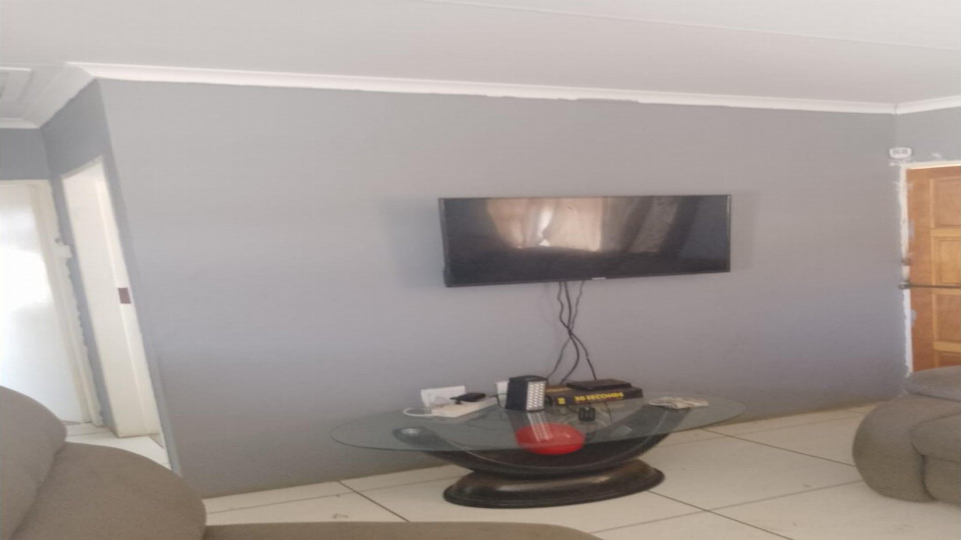 Lounges of property in Dersley