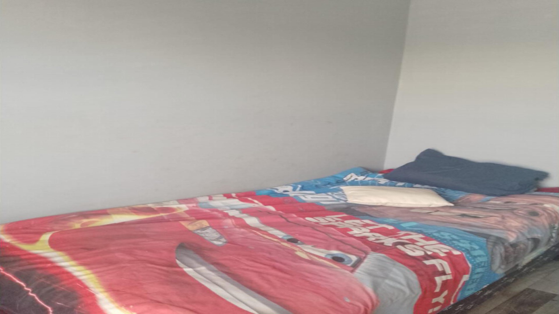 Bed Room 1 of property in Dersley