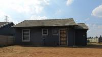 Front View of property in Dersley