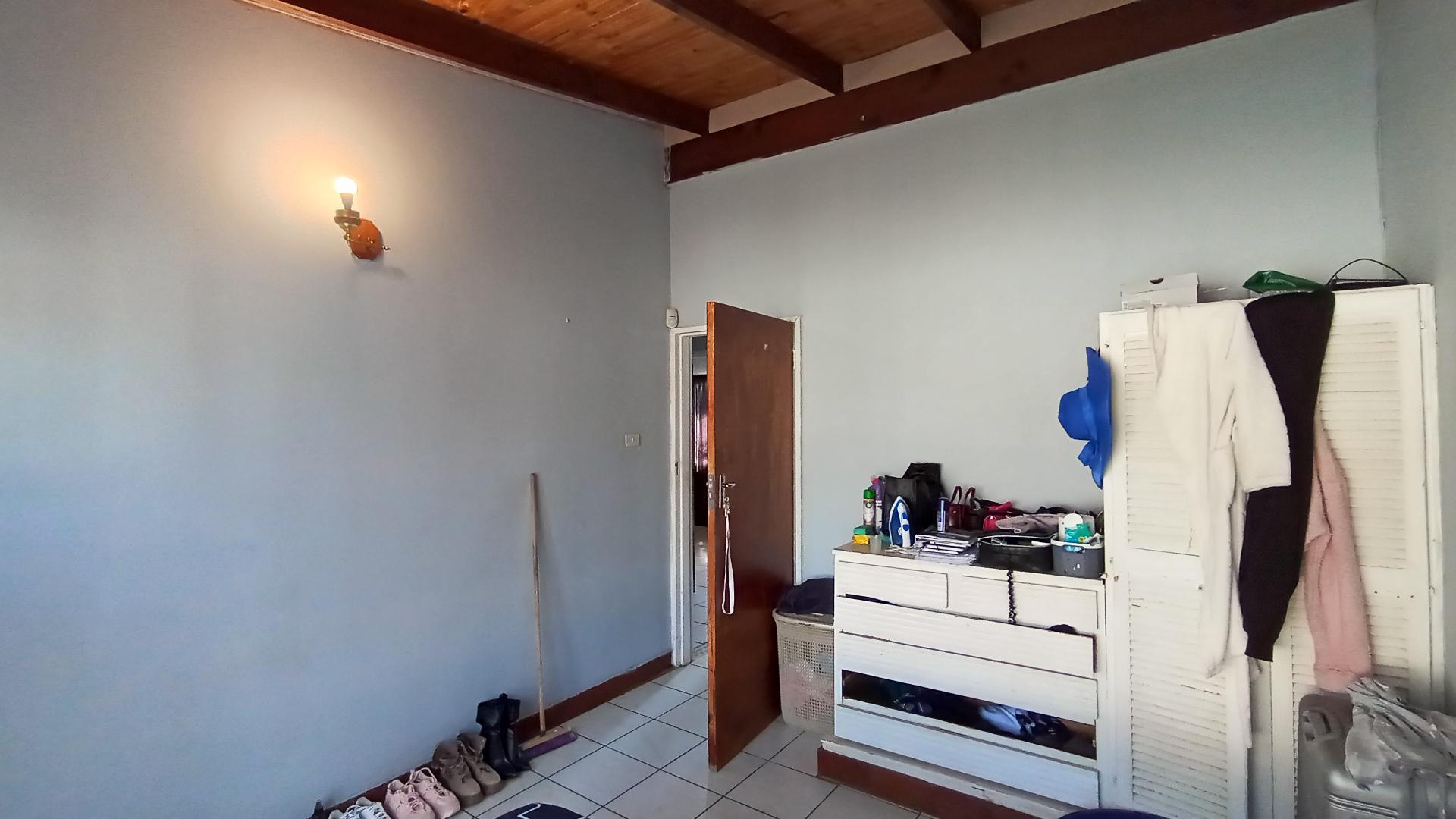 Bed Room 4 - 14 square meters of property in Pelham