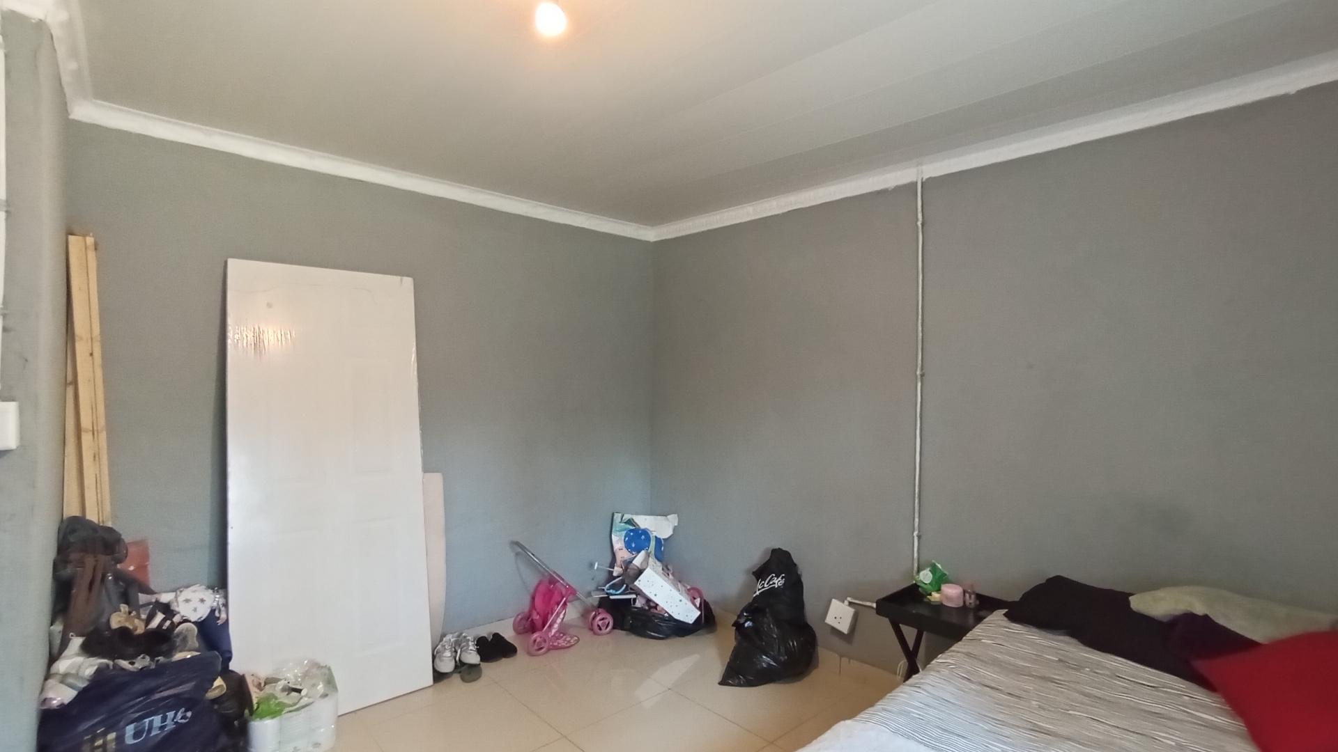 Flatlet - 74 square meters of property in Pelham