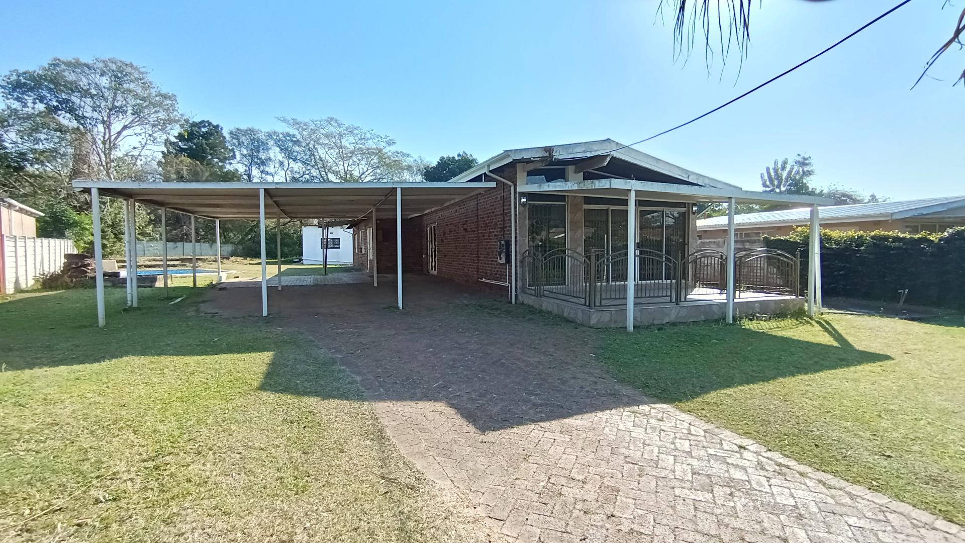 Front View of property in Pelham