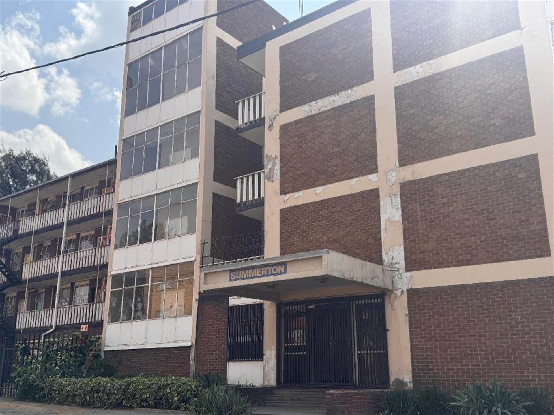 Front View of property in Germiston South