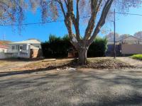 Front View of property in Bezuidenhout Valley