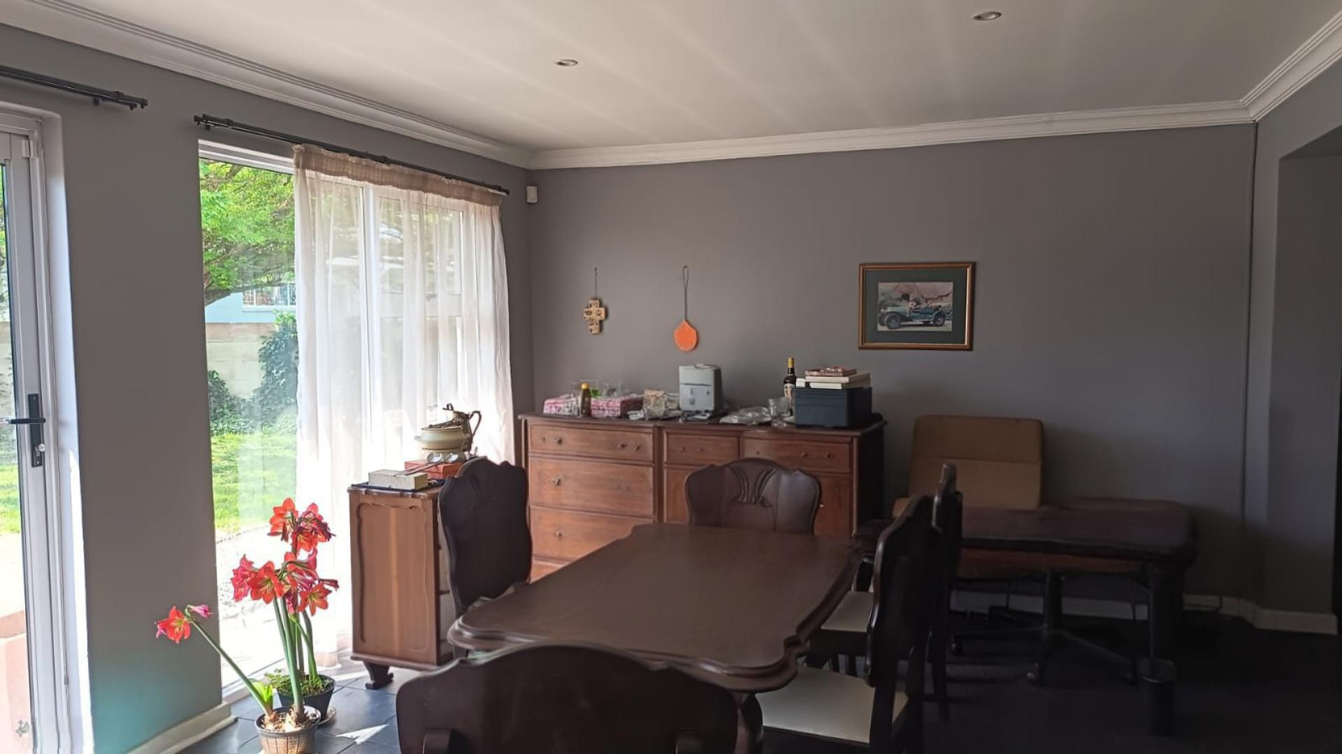 Dining Room of property in Harrismith
