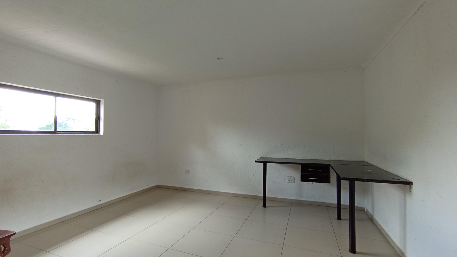 Bed Room 5+ - 146 square meters of property in Buccleuch