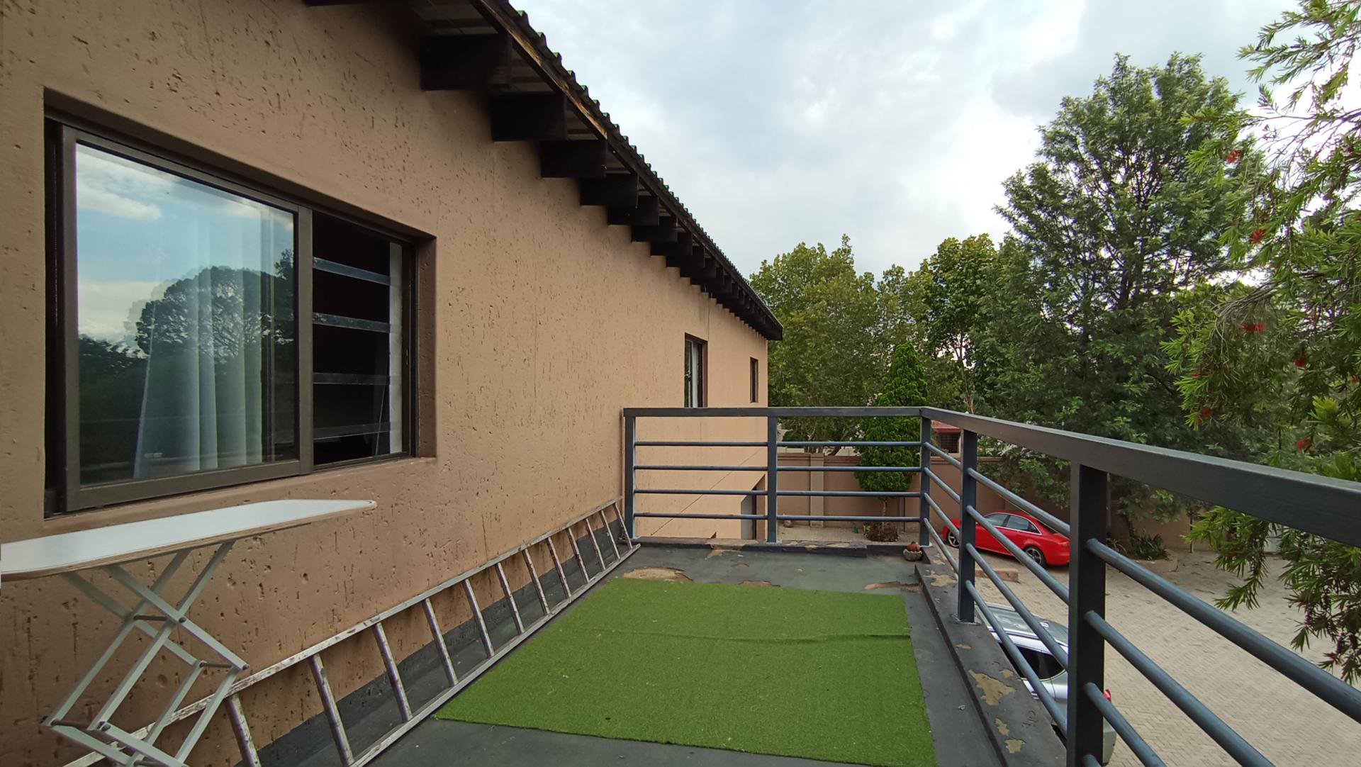 Balcony - 12 square meters of property in Buccleuch