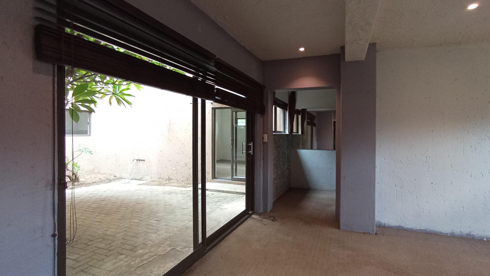 Main Bedroom - 41 square meters of property in Buccleuch