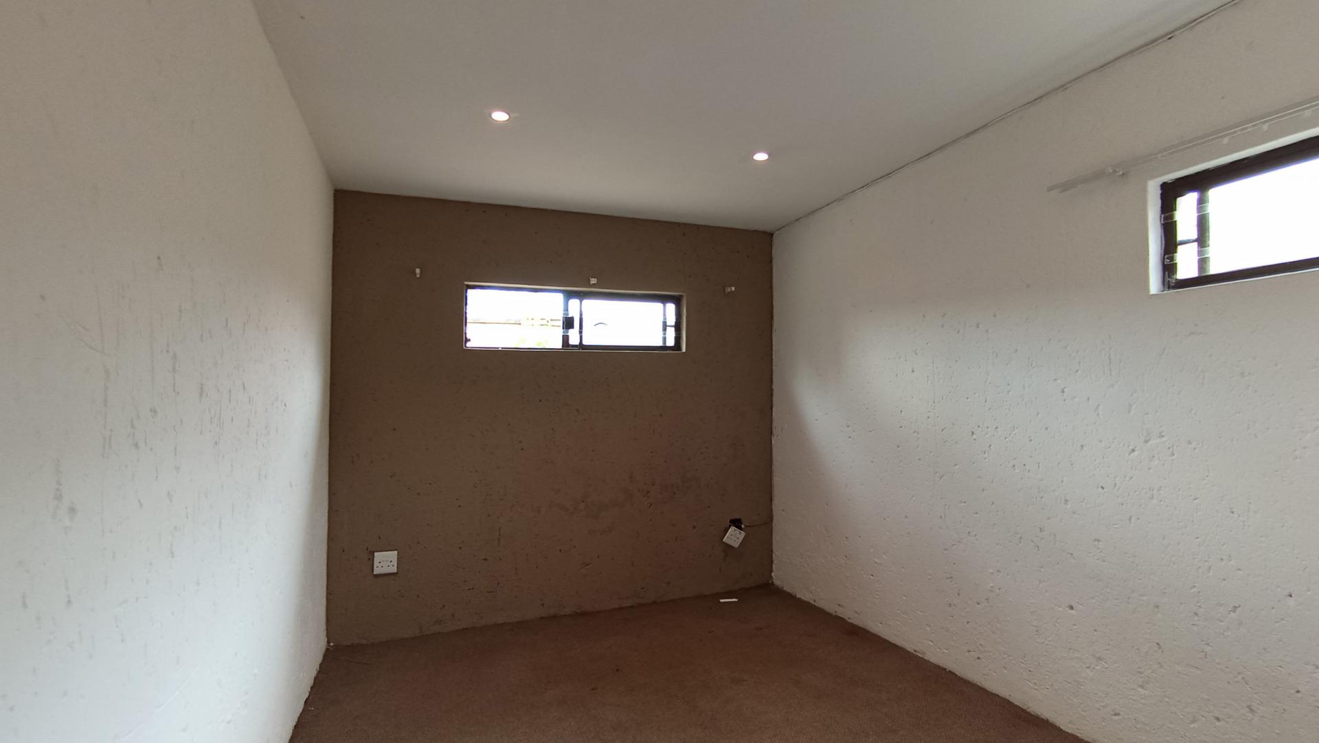 Rooms - 52 square meters of property in Buccleuch