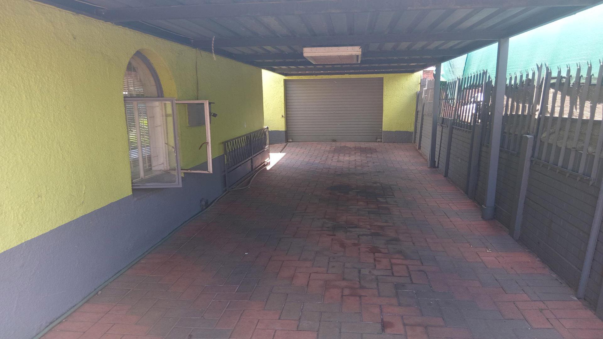 Garage of property in Danville