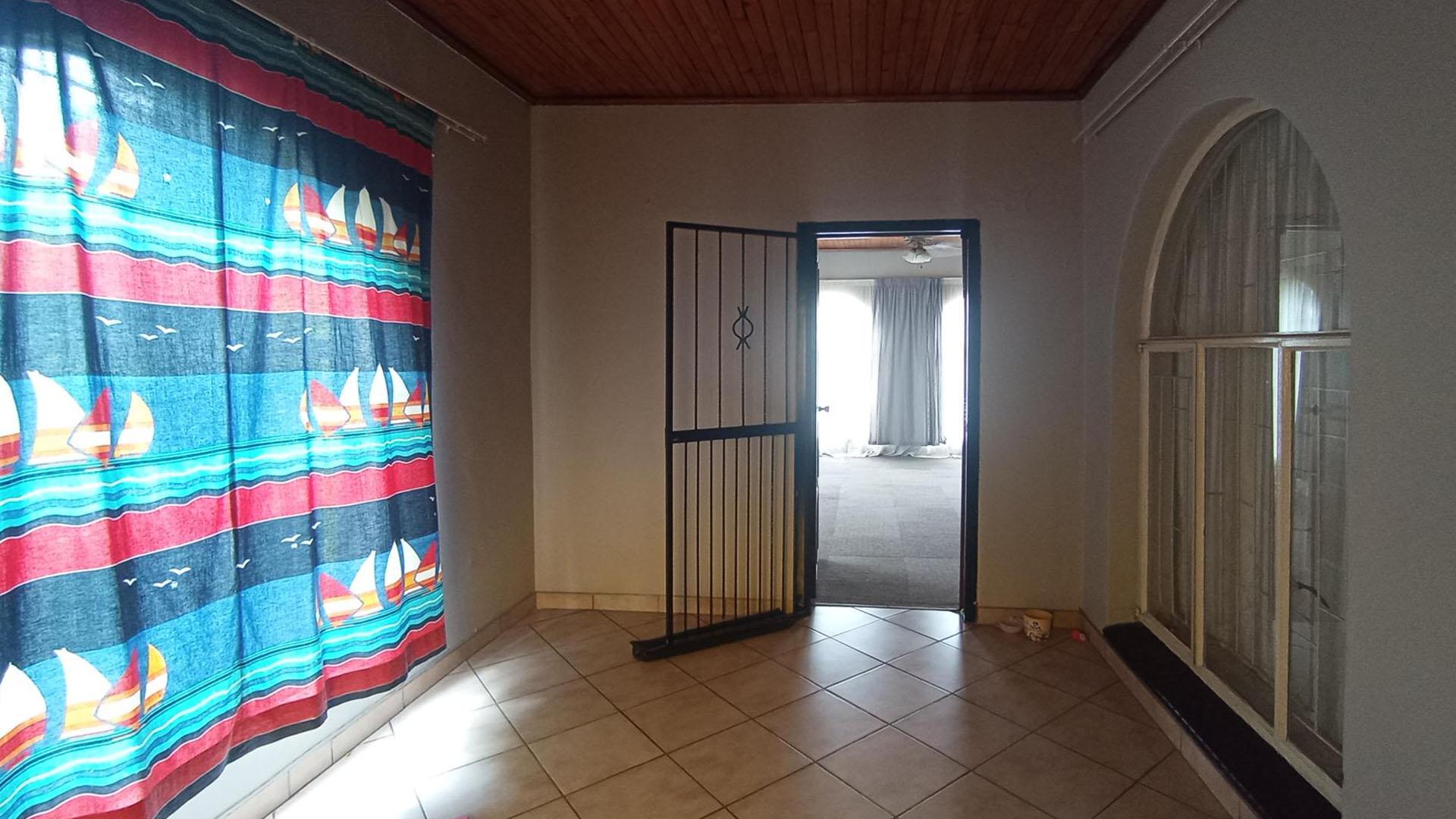 Dining Room - 13 square meters of property in Danville