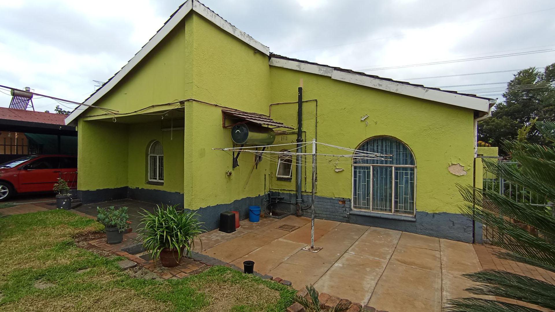 Backyard of property in Danville