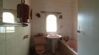 Bathroom 1 - 4 square meters of property in Danville