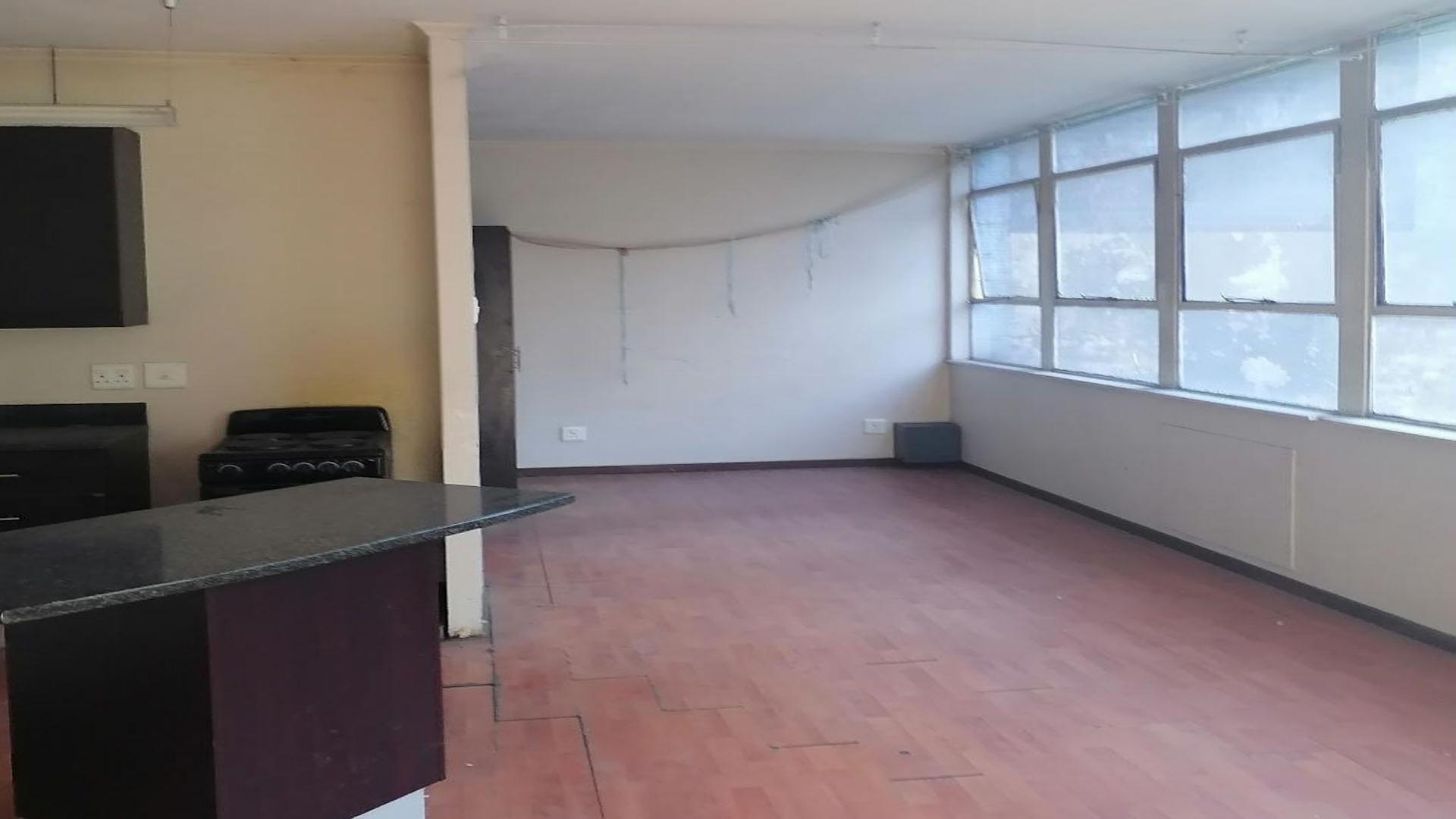 Lounges of property in Johannesburg Central