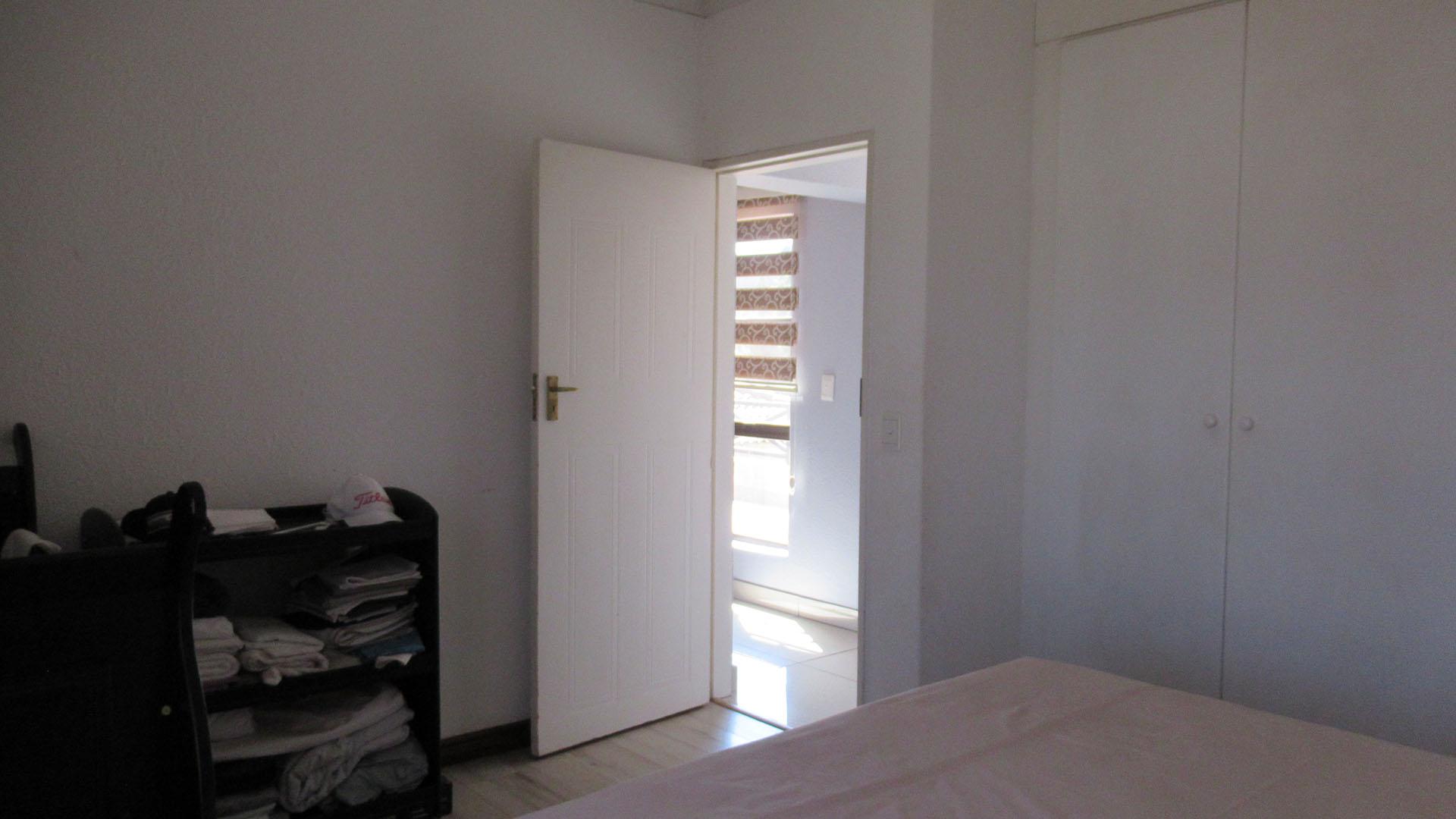 Bed Room 3 - 17 square meters of property in Noordhang