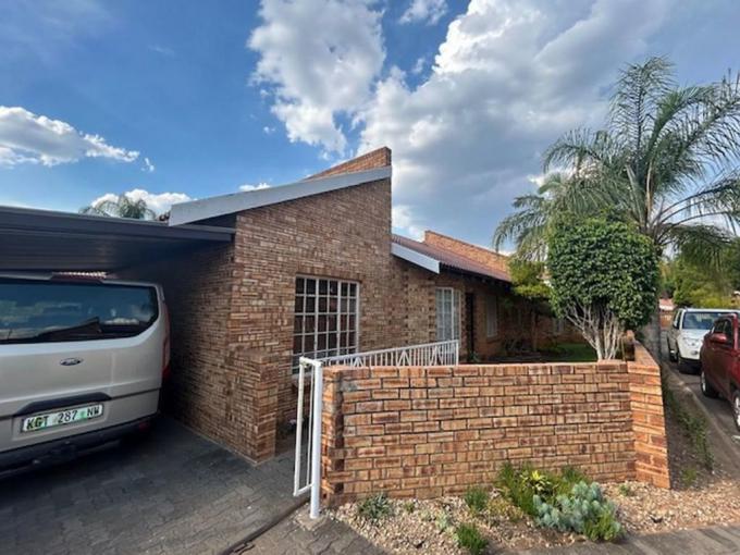 3 Bedroom House for Sale For Sale in Rustenburg - MR619333