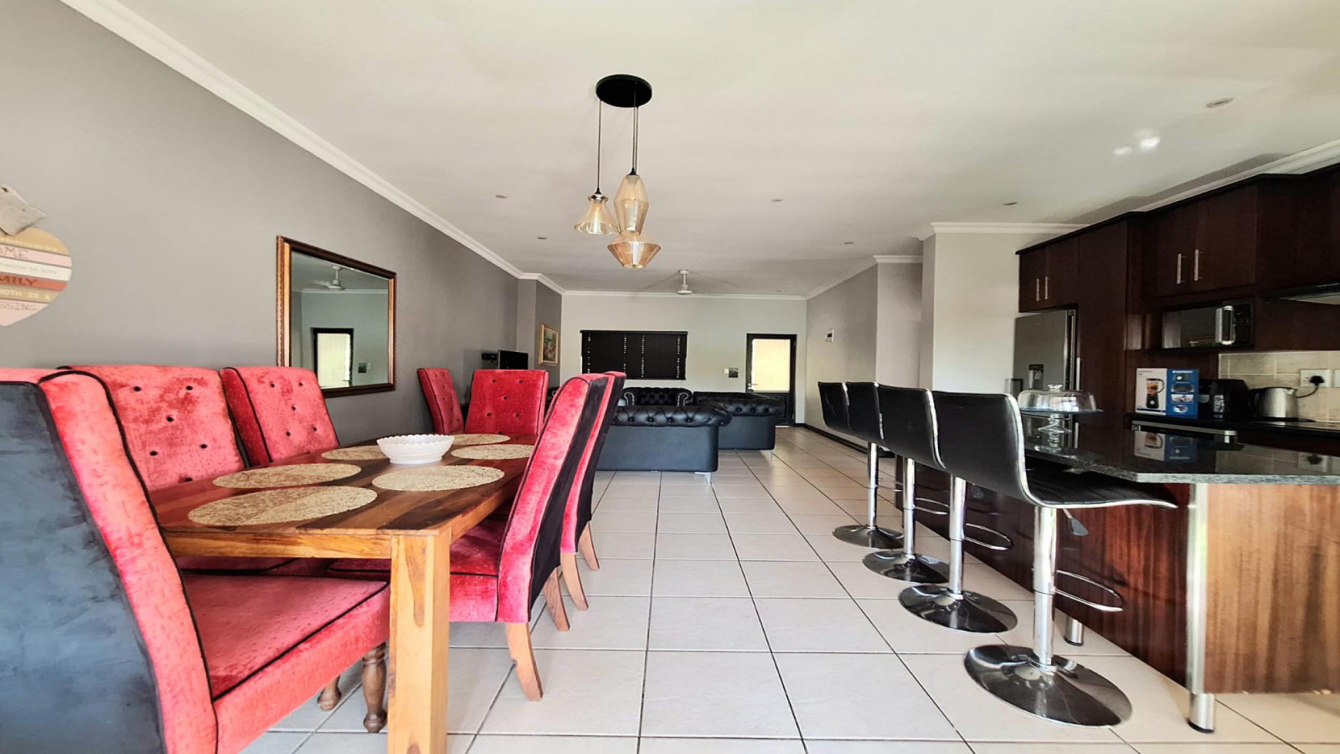 Dining Room of property in Port Zimbali
