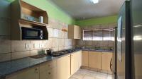 Kitchen - 14 square meters of property in Hurst Hill