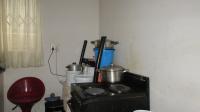 Kitchen - 4 square meters of property in Fleurhof
