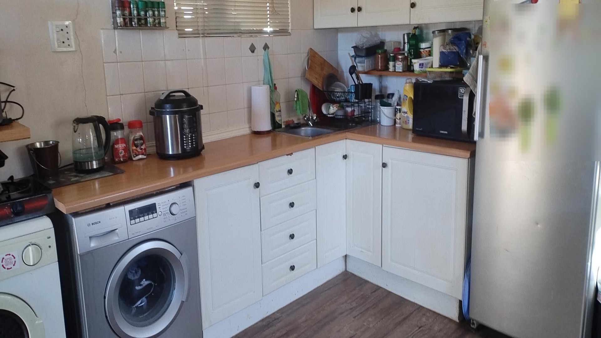 Kitchen of property in Merrivale