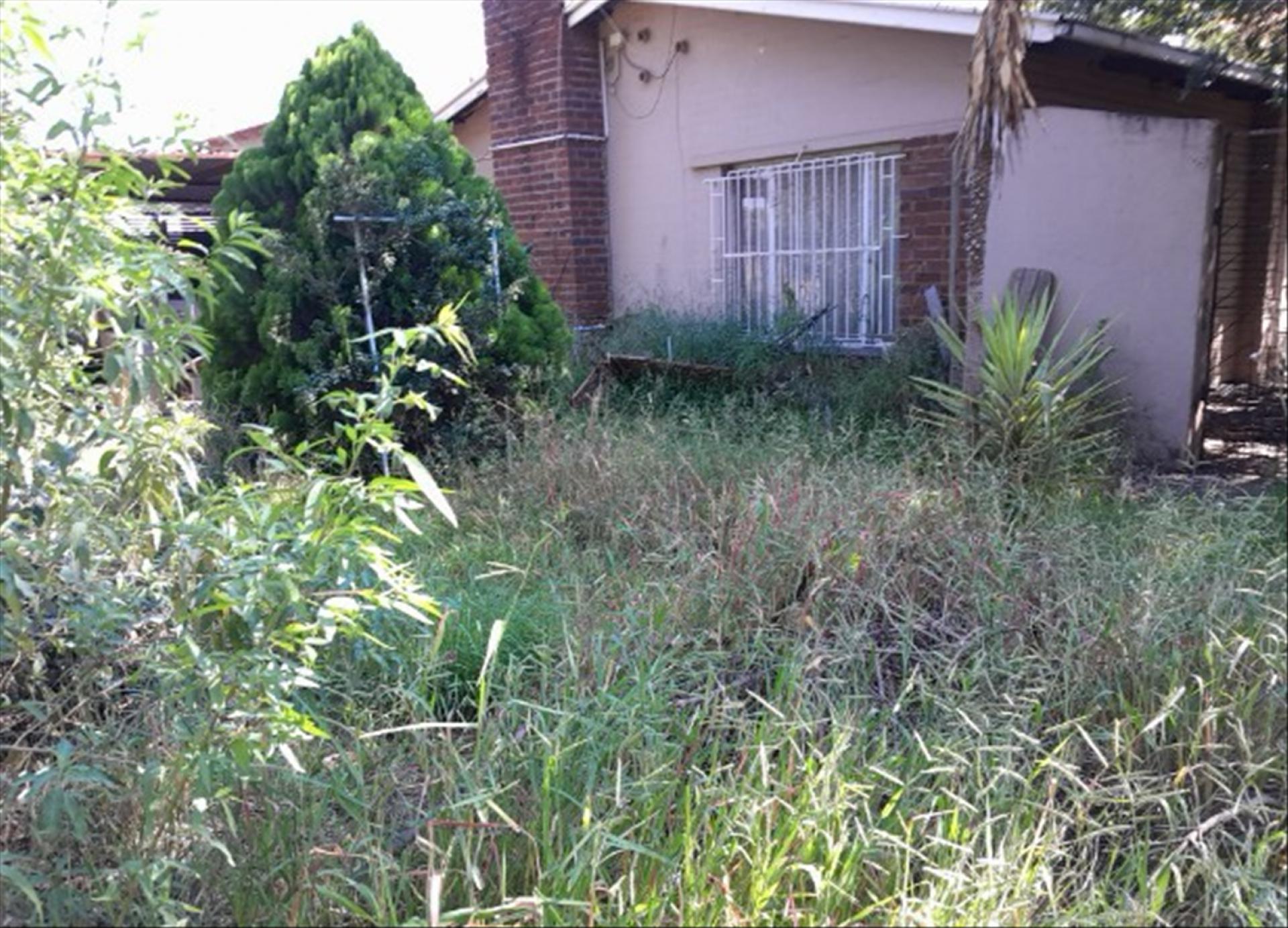 Front View of property in Vanderbijlpark